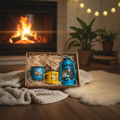 Evde Kamp Keyfi Hediye Seti - Retro Fener ve Emaye Bardaklar (3 Parça)